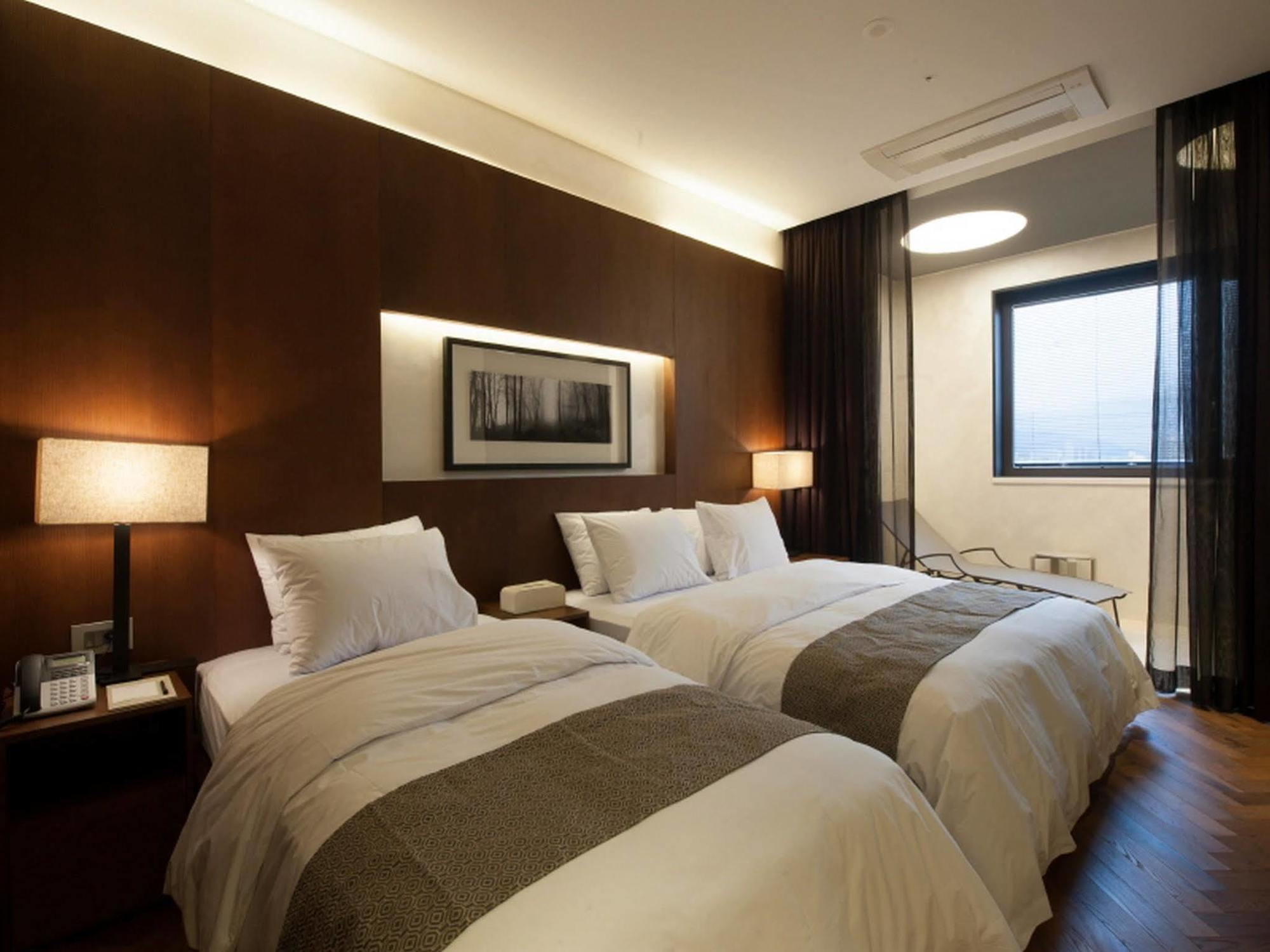 Hotel Iruda Анян Экстерьер фото