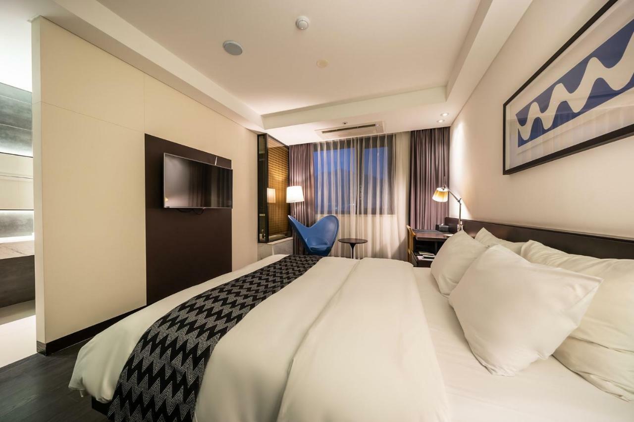 Hotel Iruda Анян Экстерьер фото