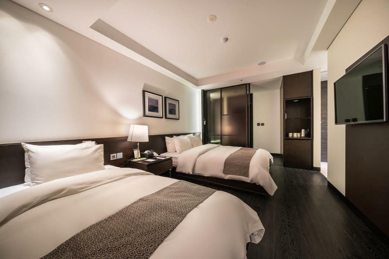 Hotel Iruda Анян Экстерьер фото