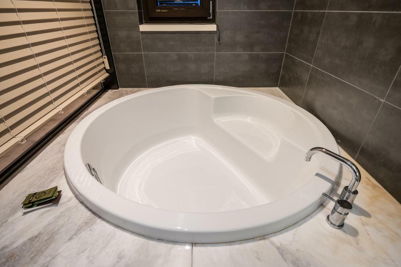 Hotel Iruda Анян Экстерьер фото