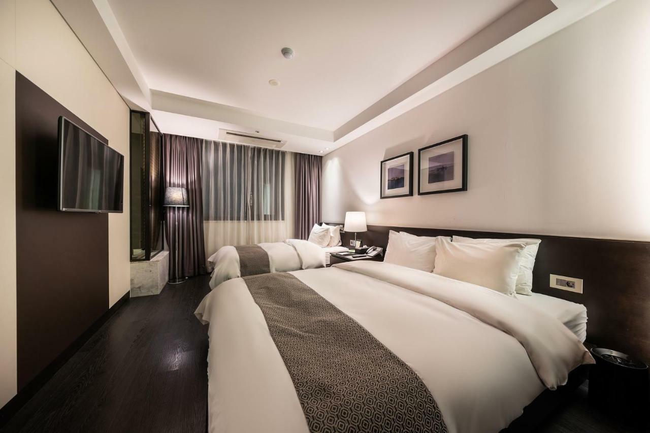 Hotel Iruda Анян Экстерьер фото