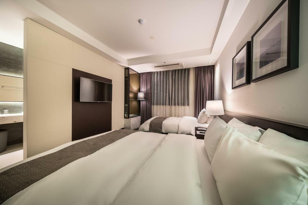 Hotel Iruda Анян Экстерьер фото